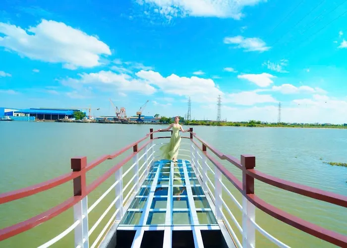 Daiichi Luxury Cruise Botel Ha Long