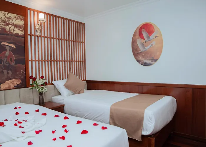Daiichi Luxury Cruise Botel Ha Long