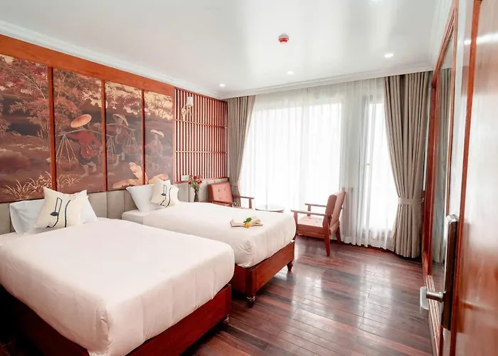Daiichi Luxury Cruise Botel Ha Long
